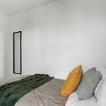 Sleek And Stylish Abode - Parking بيت للعطل *
