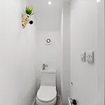 Sleek And Stylish Abode - Parking بيت للعطل *