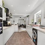 Sleek And Stylish Abode - Parking בית נופש בריסטול