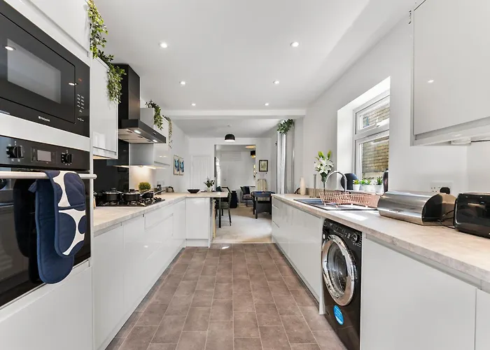 Sleek And Stylish Abode - Parking Ferienhaus Bristol