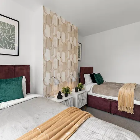 בית נופש Sleek And Stylish Abode - Parking *